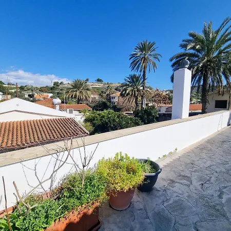 Mountains Retreat & * Agios Theodoros