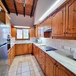 Mountains Retreat & Agios Theodoros