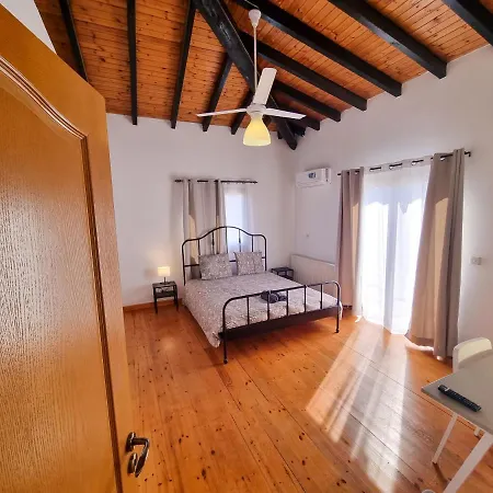 Mountains Retreat & * Agios Theodoros