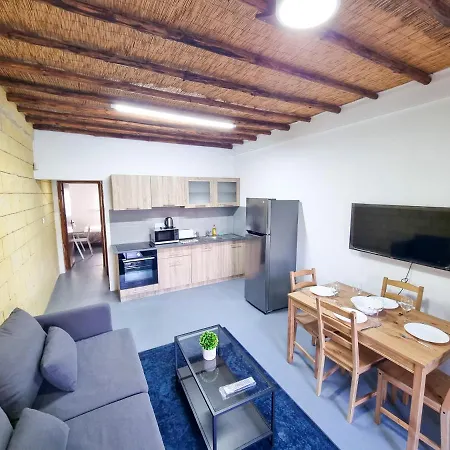 Mountains Retreat & Apartment Agios Theodoros