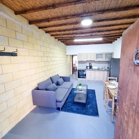 Mountains Retreat & Agios Theodoros